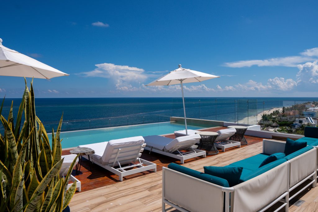 14 Two Bedroom Presidential