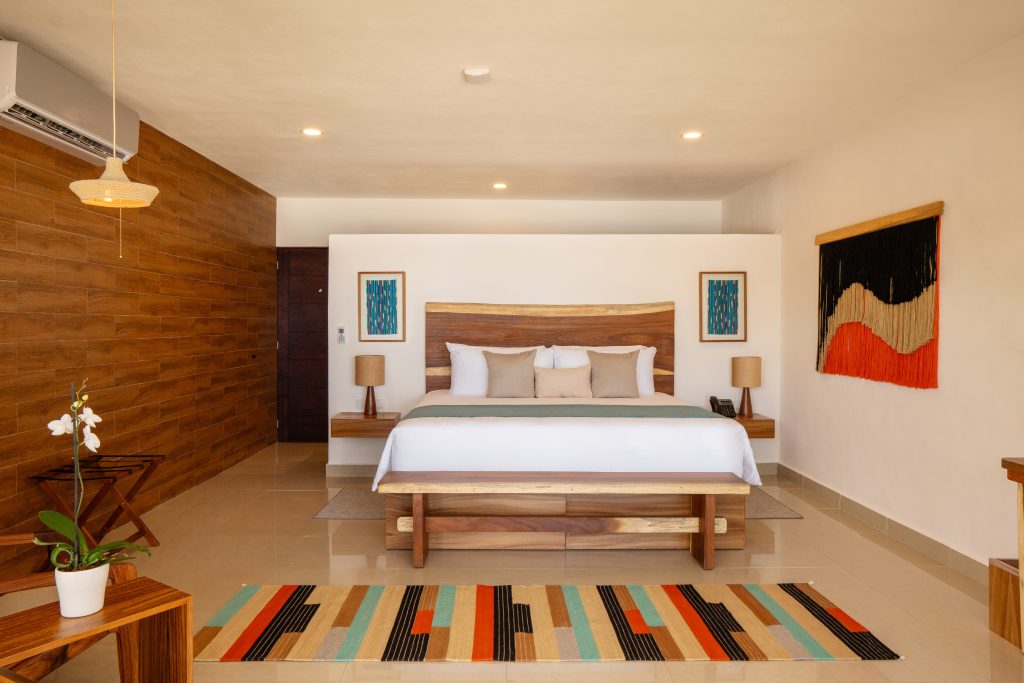 2 Beachfront Suite
