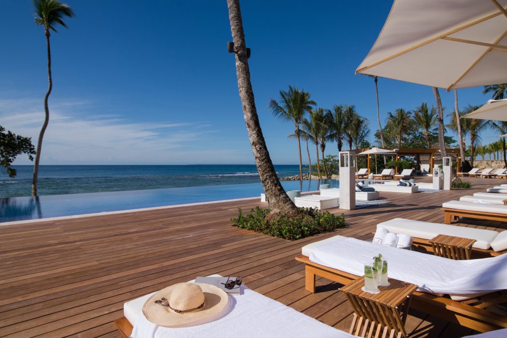39-Minitas-Beach-Club3