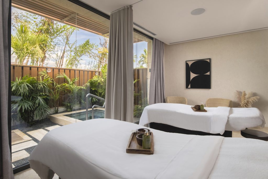 Double Treatment Room