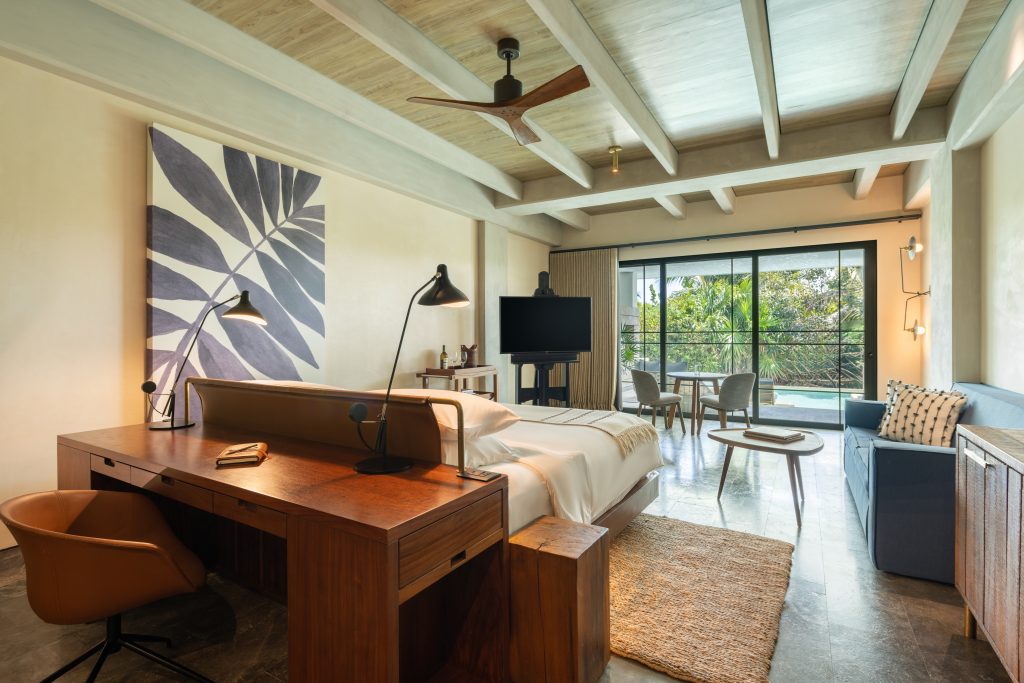 INSPIRA JUNIOR SWIM OUT SUITE KING ATELIER