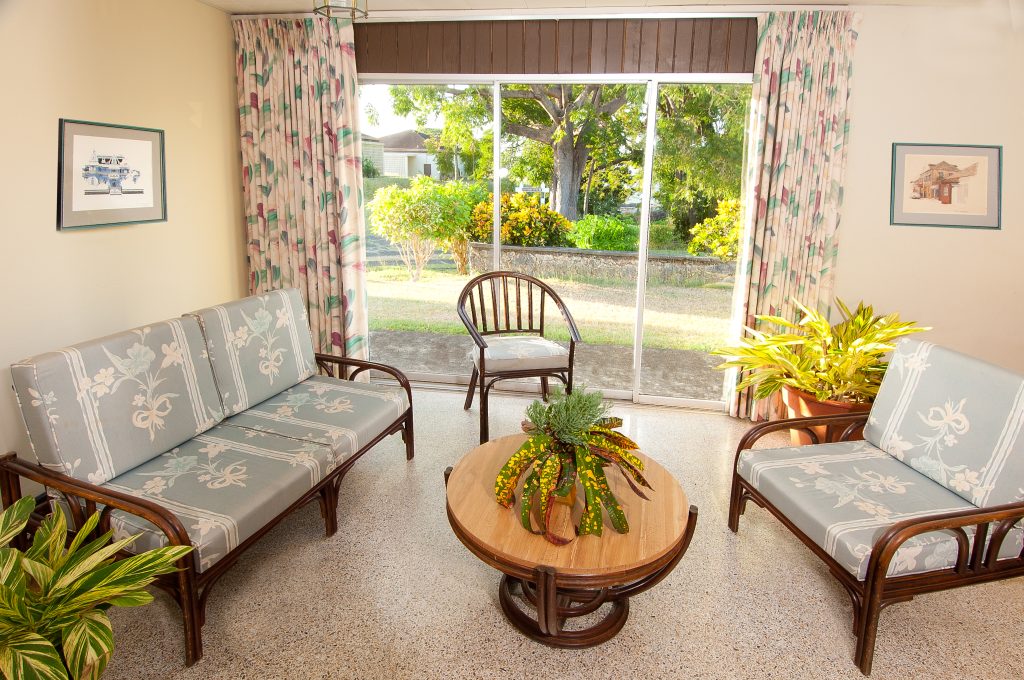 Mount Irvine Cottage 056