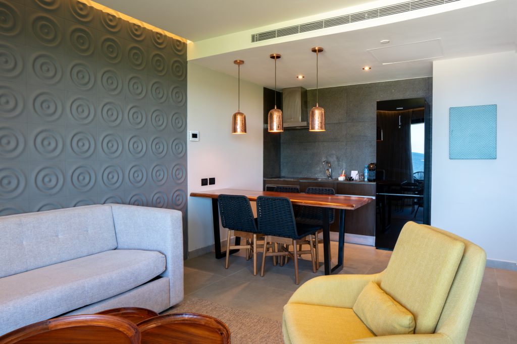 One Bedroom Oceanview 2