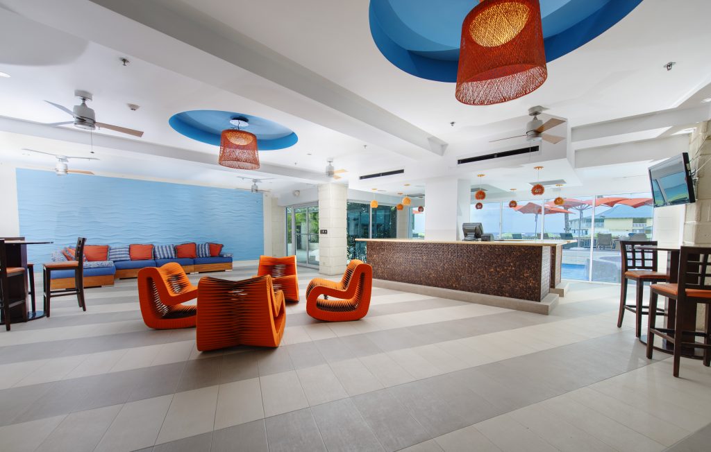 Raddison-Photo-Diamonds-Lounge-1