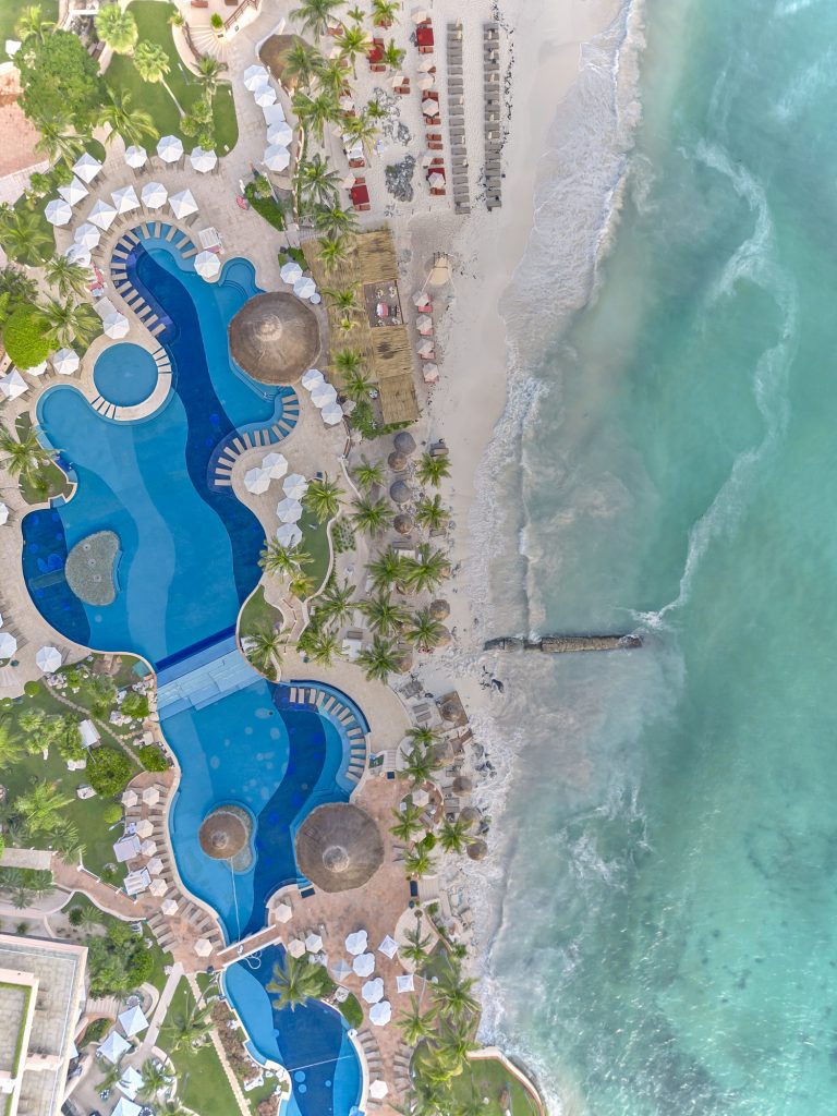 Resorts view 2 4