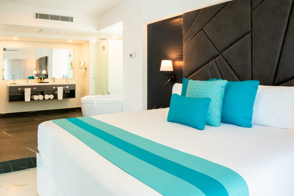 The Fives Beach Three Bedroom Residence 4