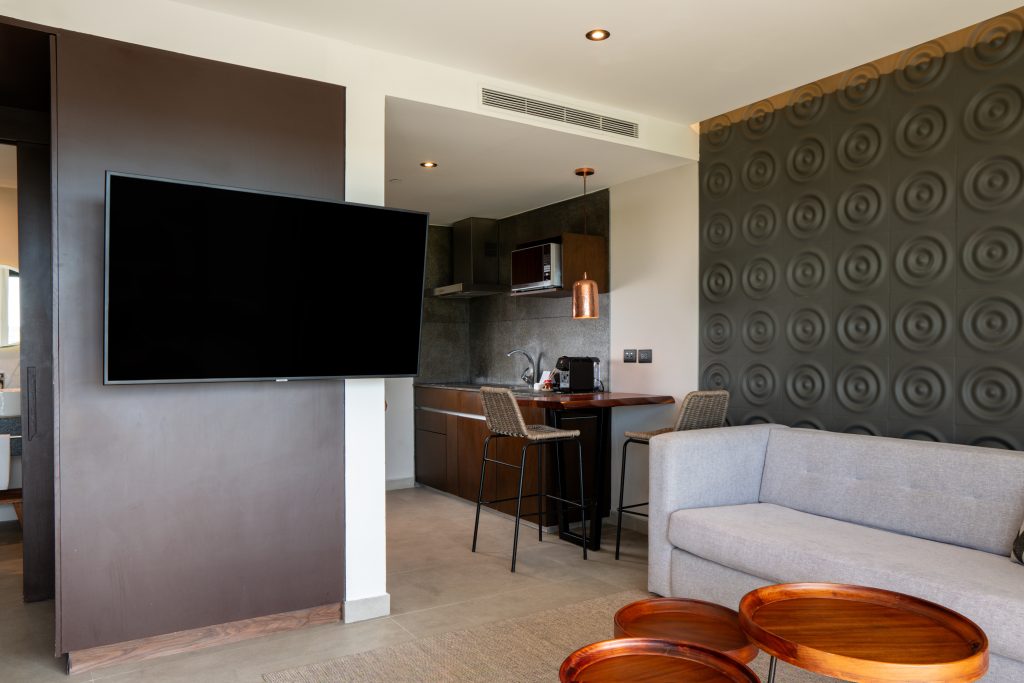 The Fives Oceanfront Puerto Morelos Junior Suite 2