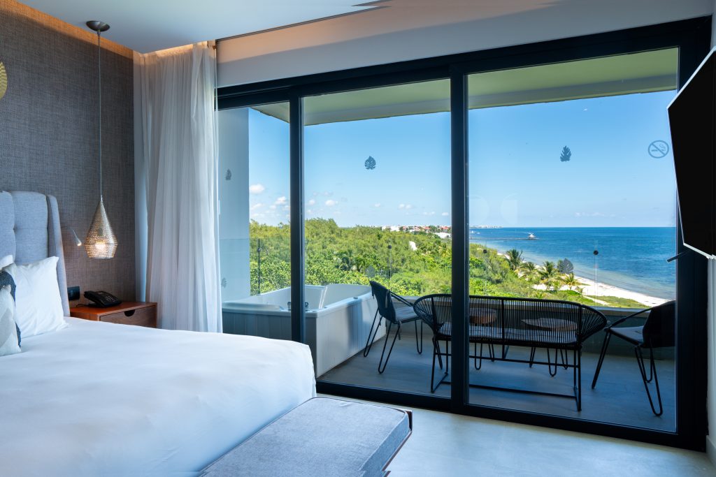 The Fives Oceanfront Puerto Morelos One Bedroom Partial Oceanview 2