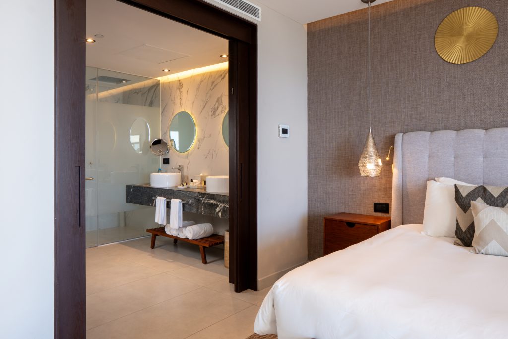Two Bedroom Oceanfront 15