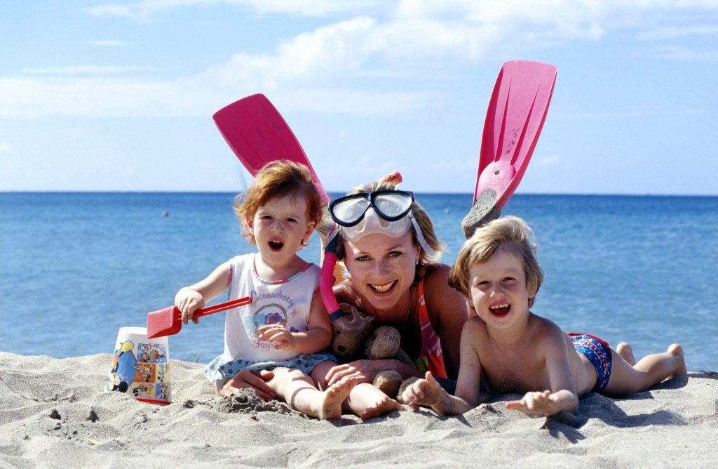 oualie-beach-resort-nevis-family-fun