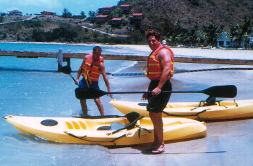 oualie-beach-resort-nevis-kayaking