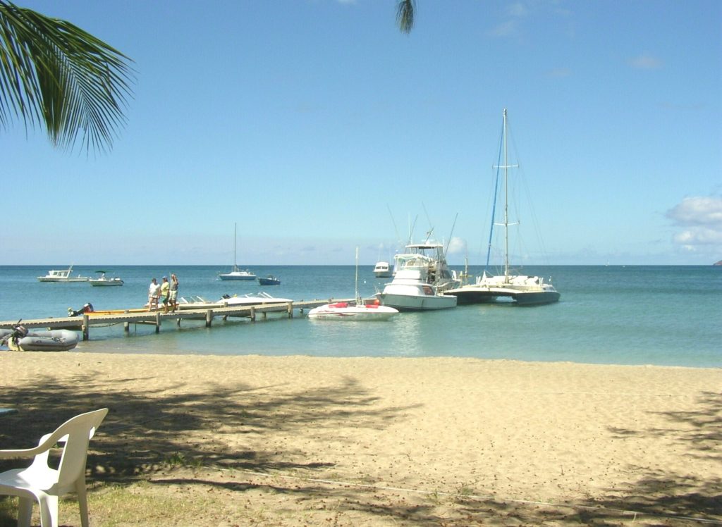 oualie-beach-resort-nevis-pier