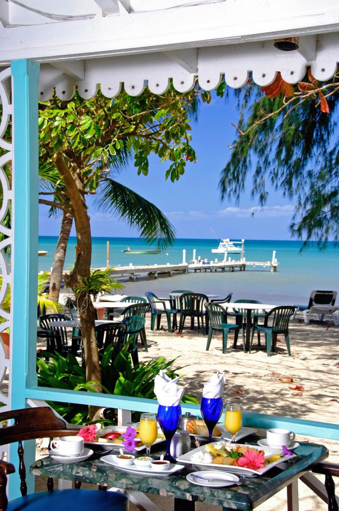 oualie-beach-resort-nevis-restaurant